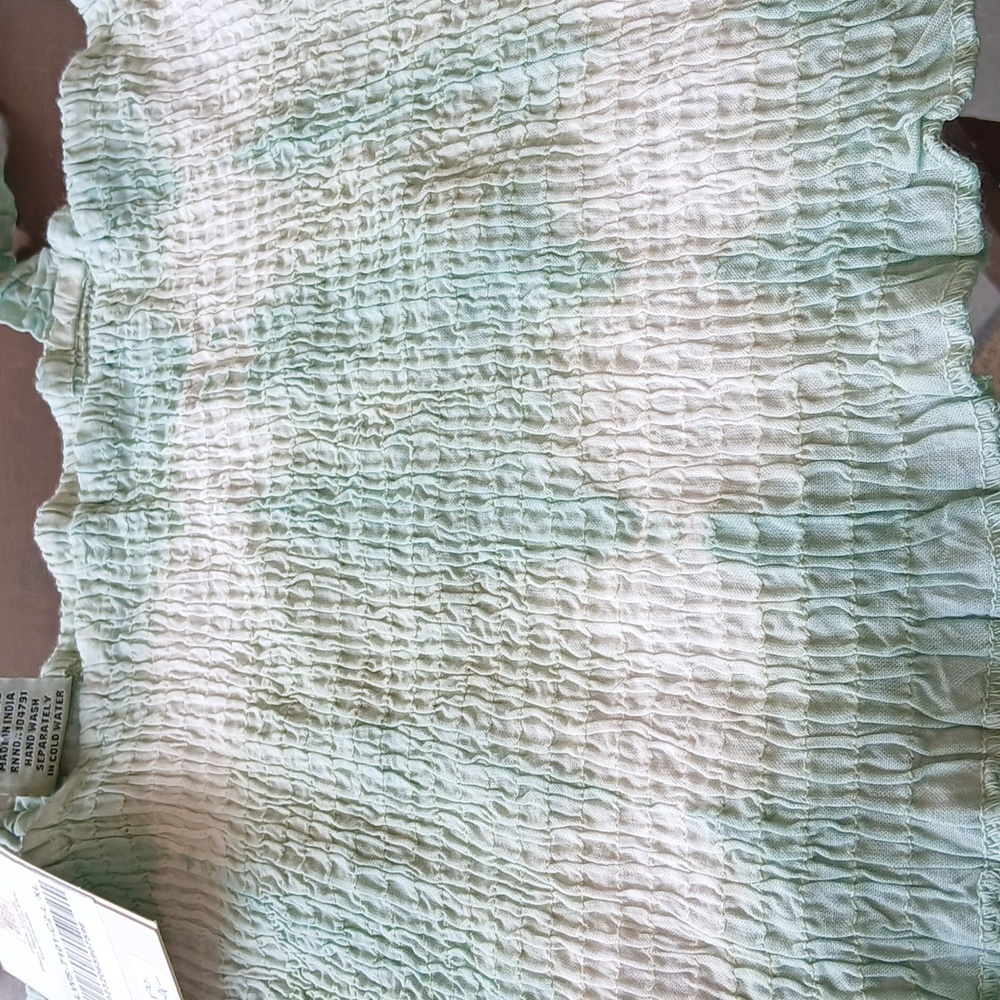 Ananta New With Tags Green and White Smocked Top Size L/ XL
